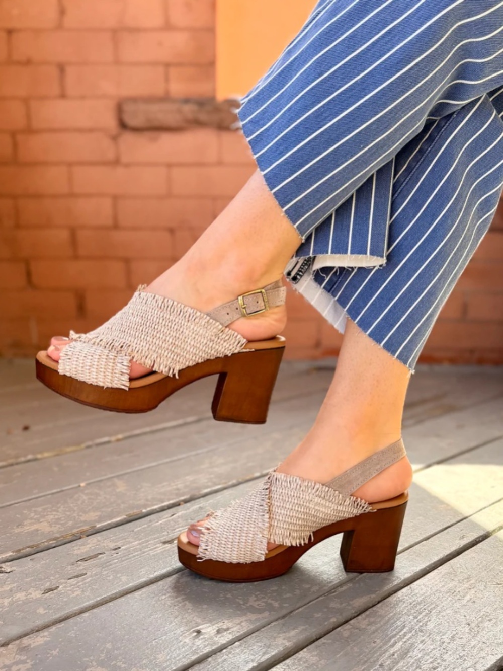 Cordani Wendy Raffie Heel in Beige